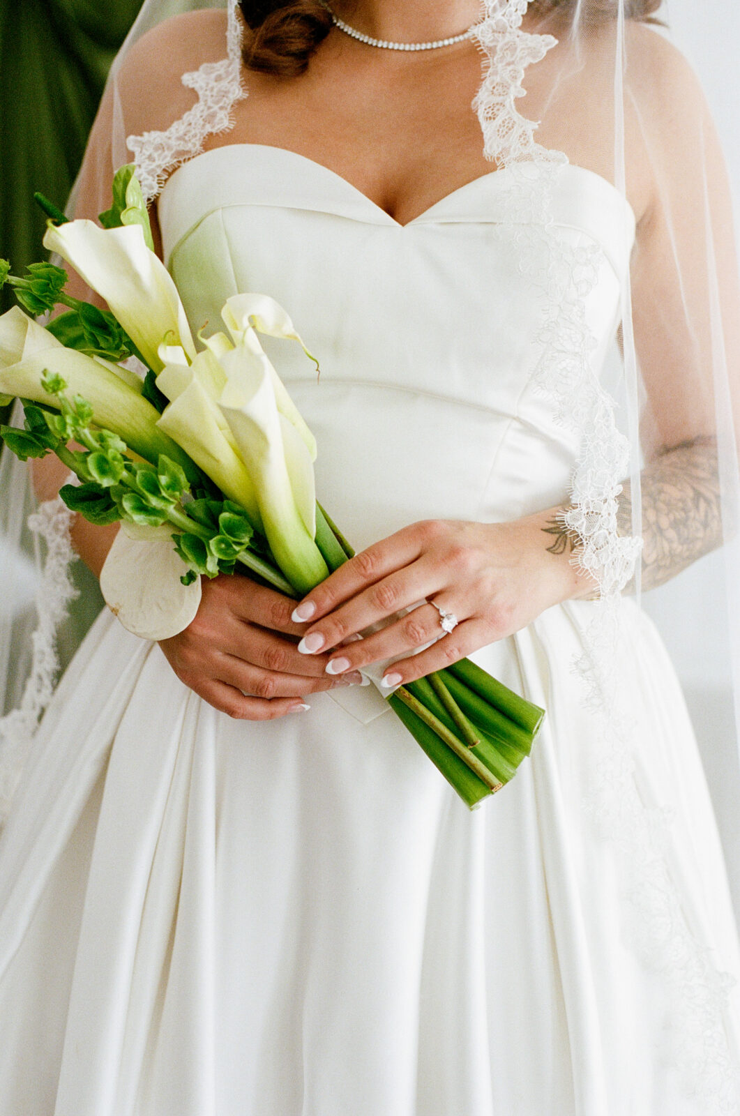 Calla Lilies are the wedding flower of the moment
