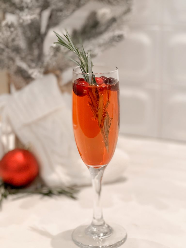 This Ginger Cranberry Mimosa by LiquidMotion is Santa-approved